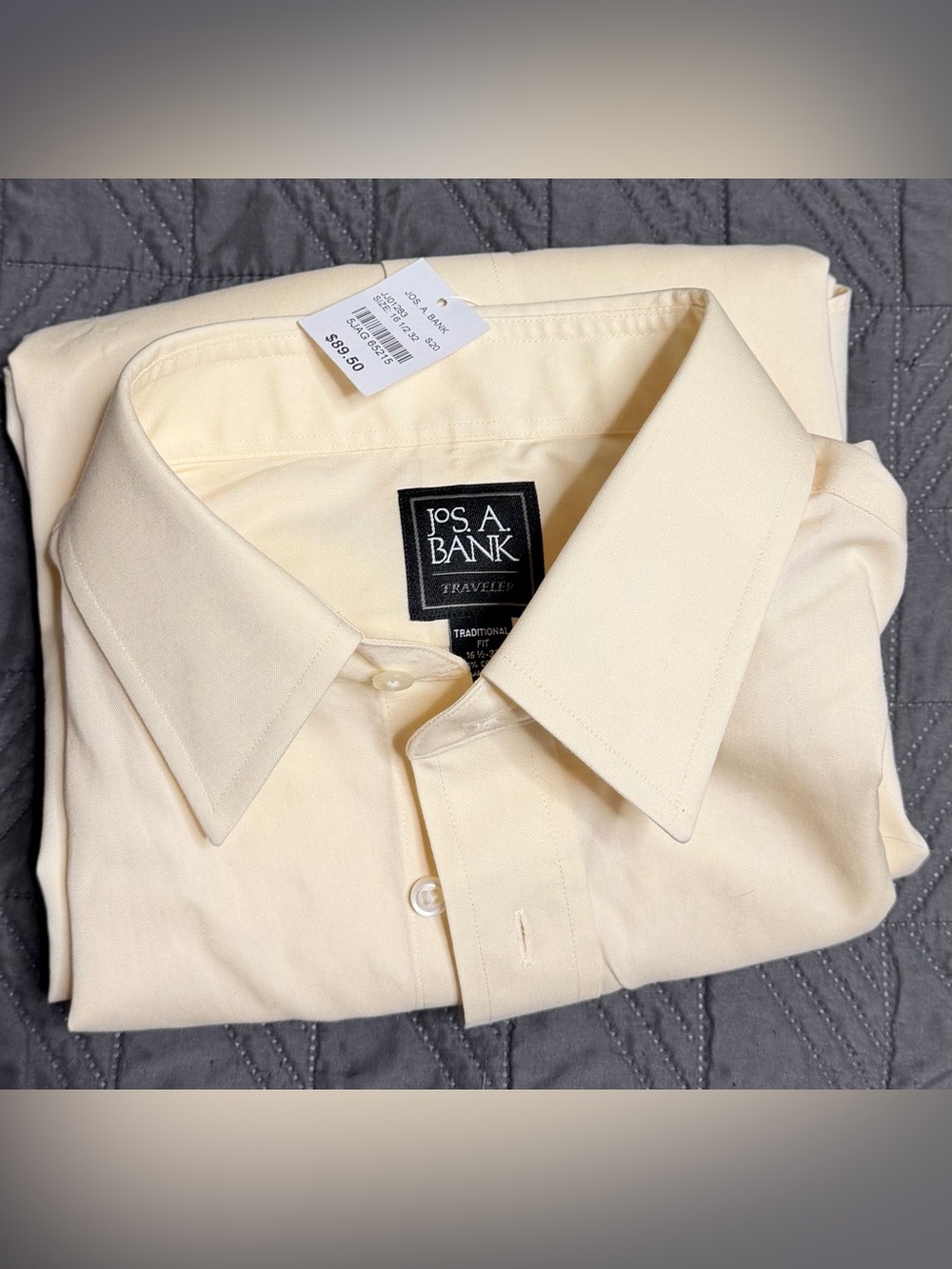 NWT Jos. A. Bank Traveler Cream Dress Shirt - Point Collar